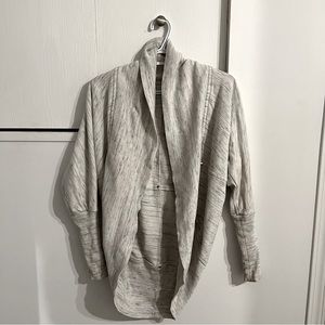 Wilfred xxs dolman cardigan sweater ARITZIA